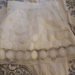 NWOT Gorgeous skirt, flirty